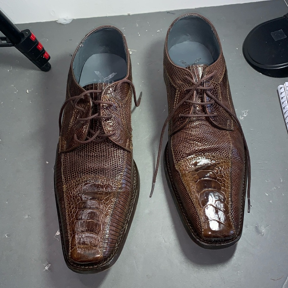 Used David X shoes for men
